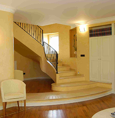 Scala in Marmo Giallo Cleopatra