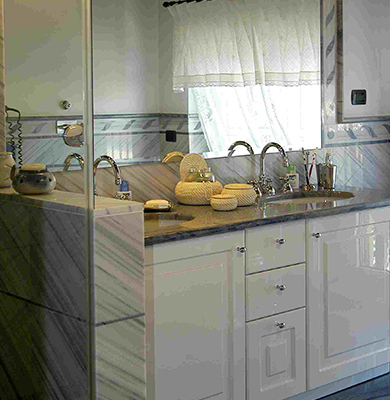 Top bagno in Marmo Azul Macaubas