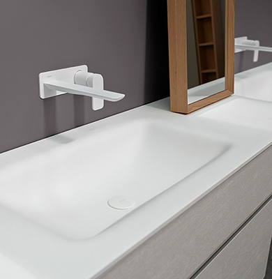 Top con lavello integrato in Corian